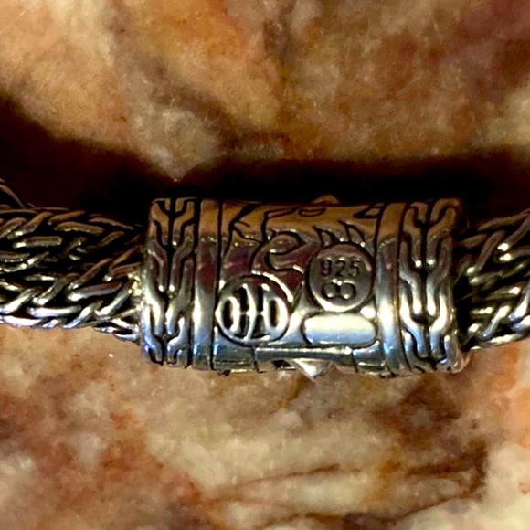 John Hardy Palu Lava Bracelet - Picture 4 of 4